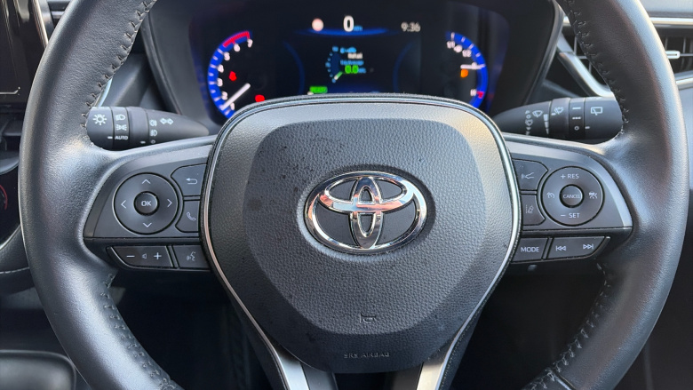 Toyota Corolla 1.8 VVT-i Hybrid Icon Tech 5dr CVT Hybrid Hatchback